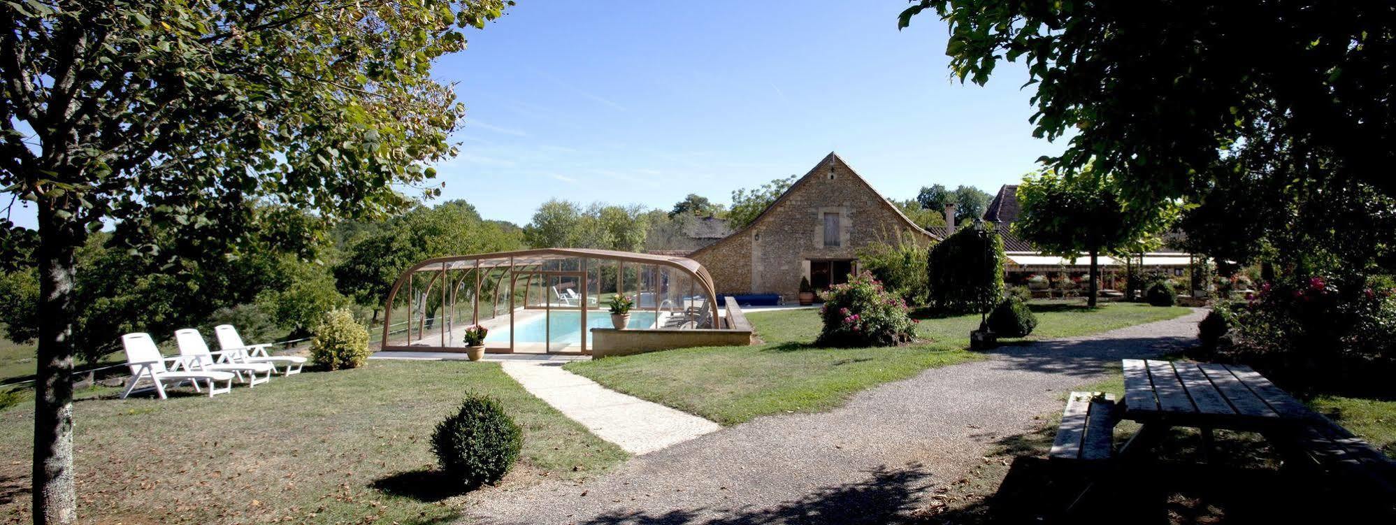 Hotel Domaine De La Rhonie Meyrals Exterior foto